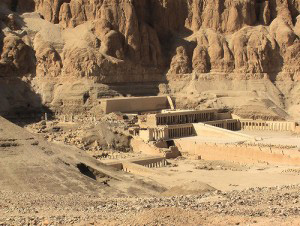 Luxor e il tempio di Hatshepsut by kairoinfo4u